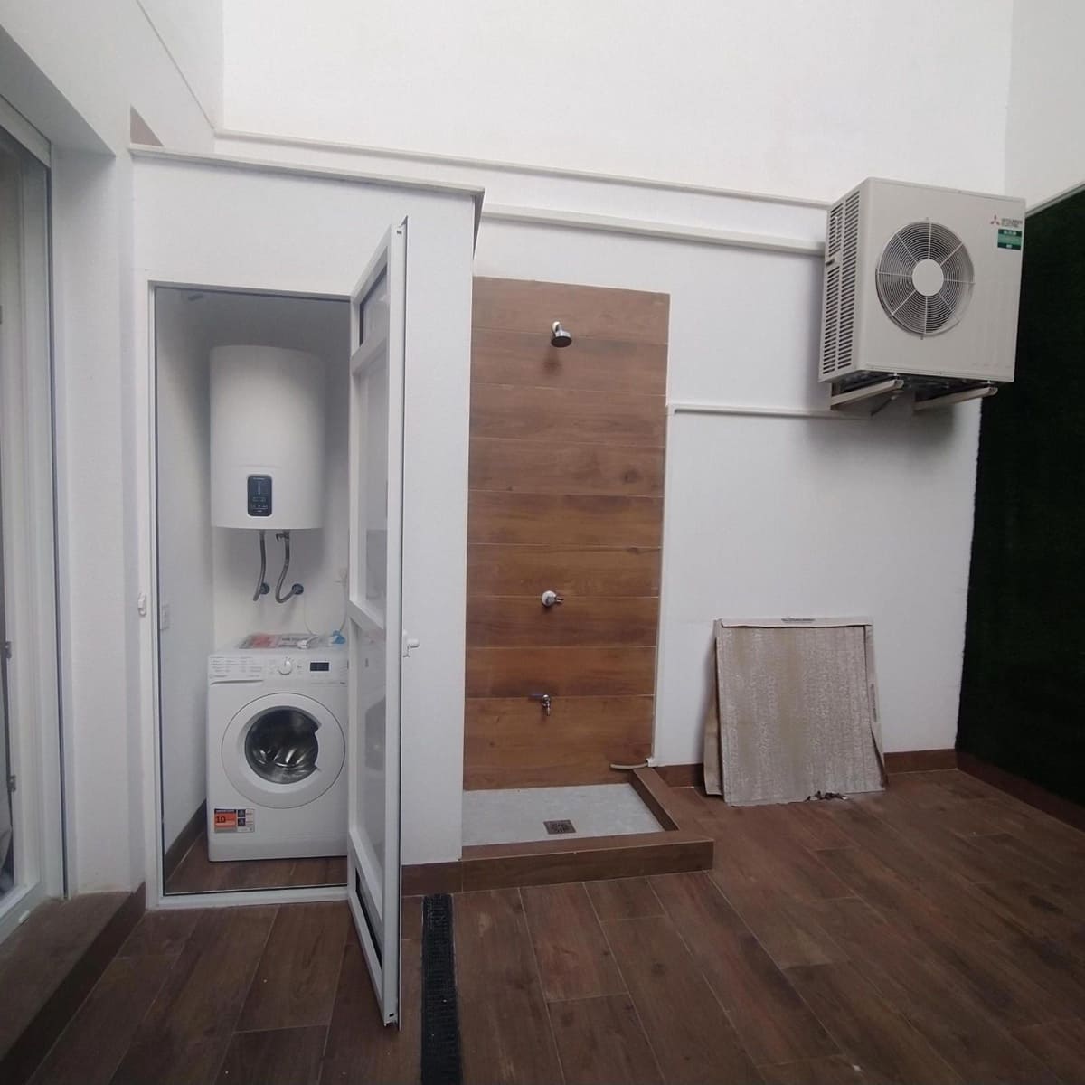 2 bedroom Flat for sale in Torrevieja - € 250,000 (Ref: 9237537)