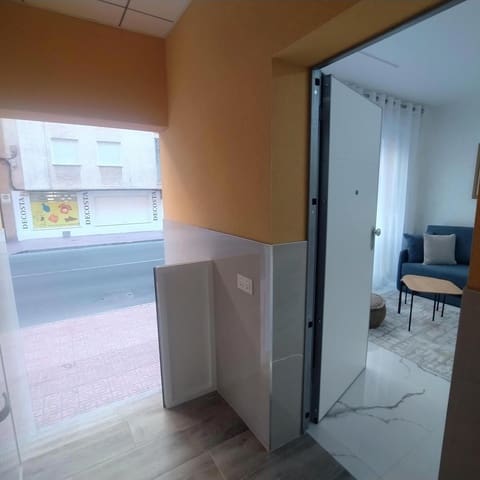 2 bedroom Flat for sale in Playa del Cura, Torrevieja - € 250,000 (Ref: 9237537)