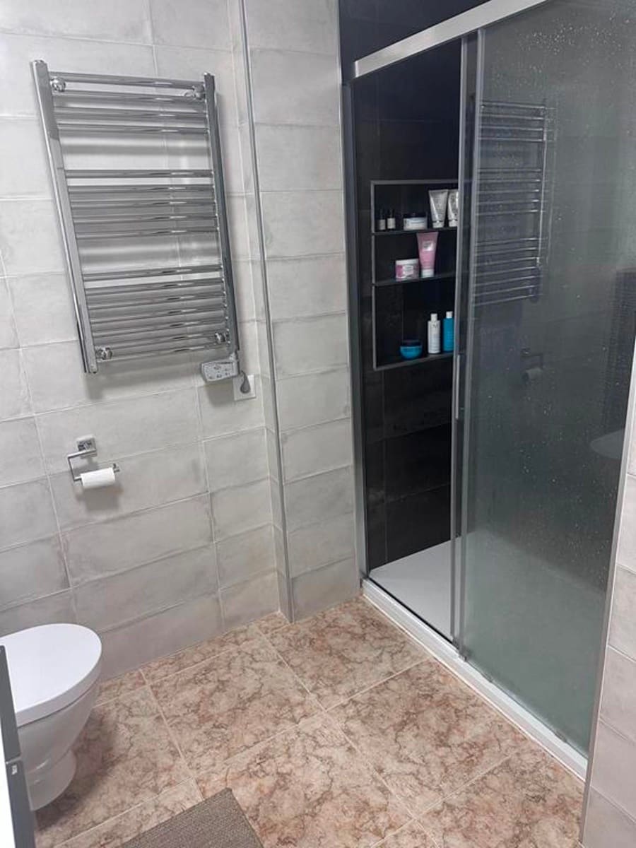 2 makuuhuone Asunto myytävänä paikassa Orihuela Costa mukana uima-altaan - 158 000 € (Ref: 9237538)