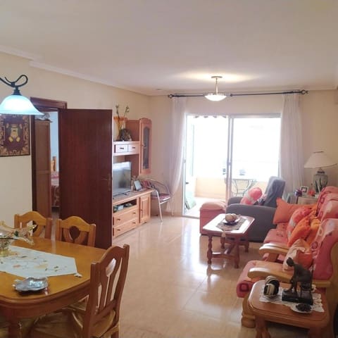 Piso de 3 habitaciones en Playa de los Locos, Torrevieja en venta con garaje - 195.000 € (Ref: 9237541)