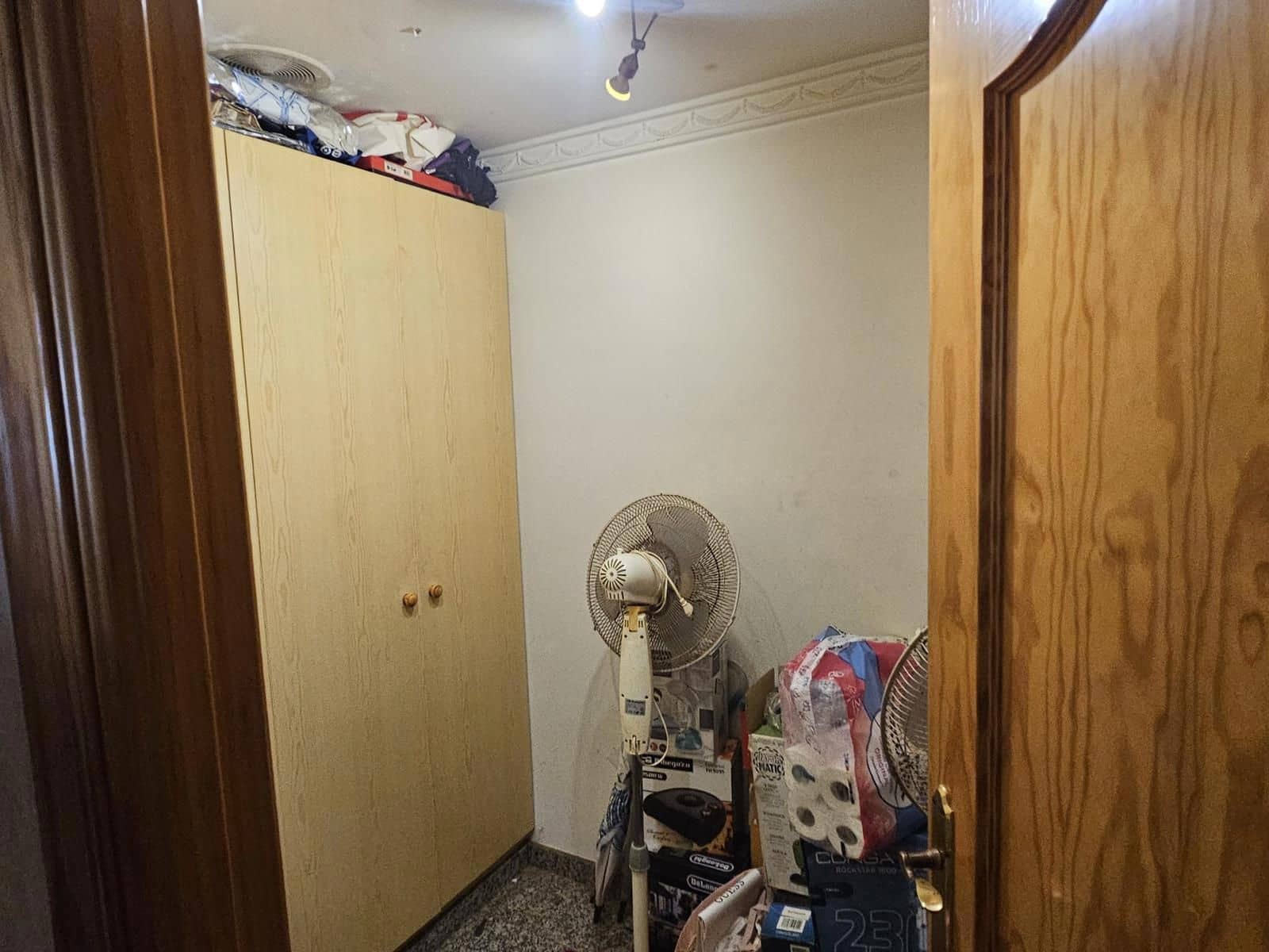 4 bedroom Penthouse for sale in Torrevieja with garage - € 299,000 (Ref: 9237546)