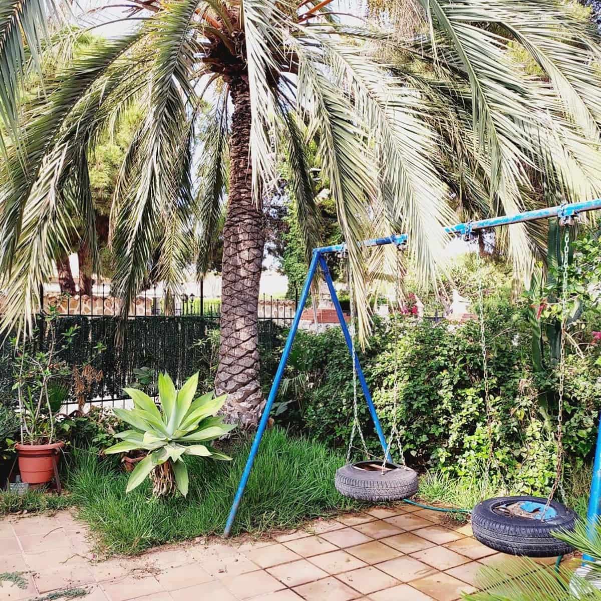 4 slaapkamer Villa te koop in Punta Prima met garage - € 560.000 (Ref: 9237551)