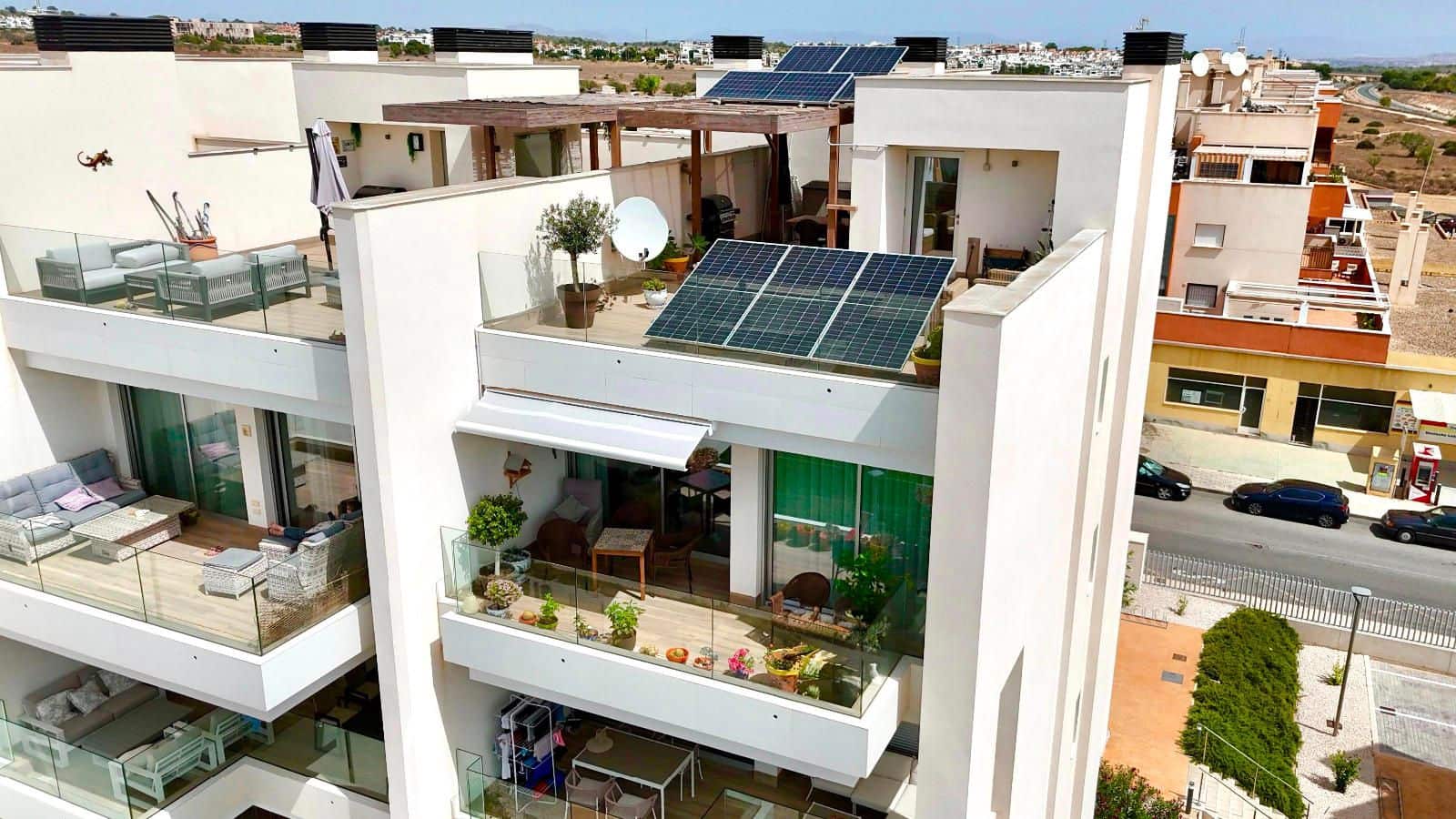 Ático de 2 habitaciones en Villamartin en venta con piscina - 314.900 € (Ref: 9237552)