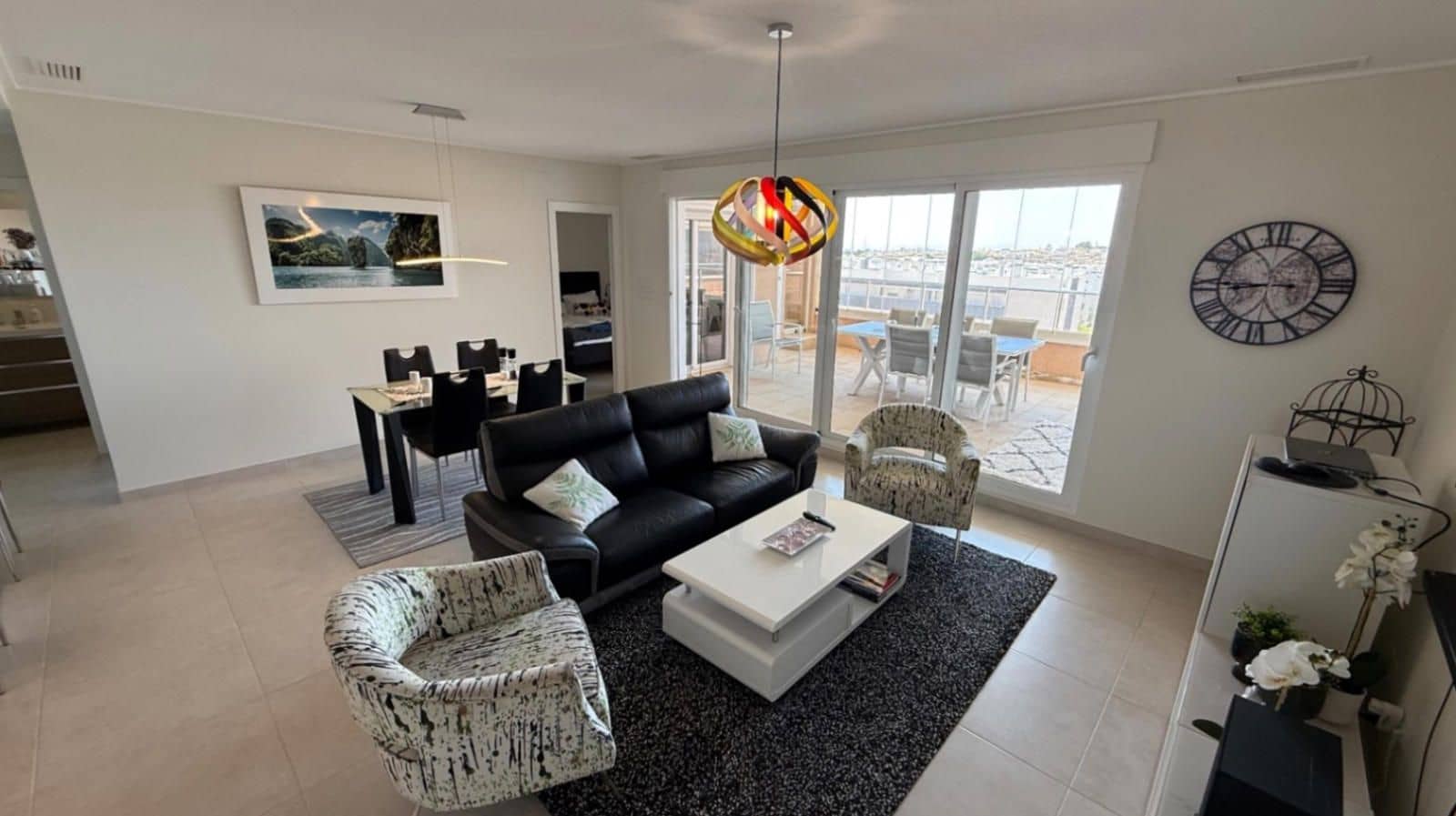 3 sypialnia Penthouse na sprzedaż w Villamartin z basenem garażem - 375 000 € (Ref: 9237556)