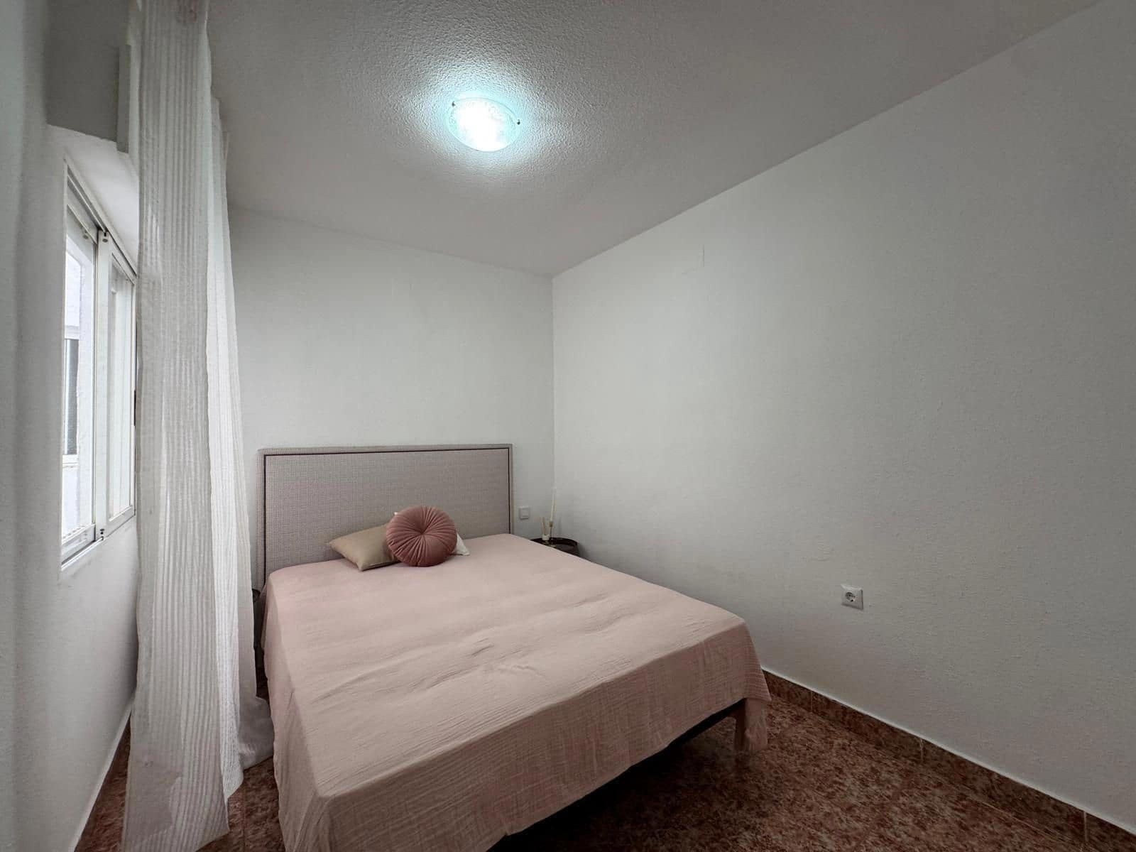 1 quarto Apartamento para venda em Torrevieja - 124 900 € (Ref: 9237559)