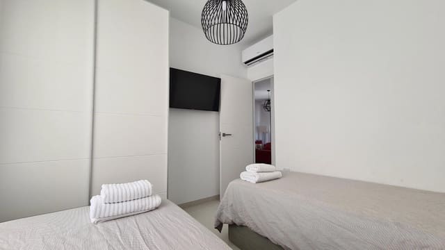 2 soveværelse Villa til salg i El Mojon, Pilar de la Horadada med swimmingpool - € 289.000 (Ref: 9237560)