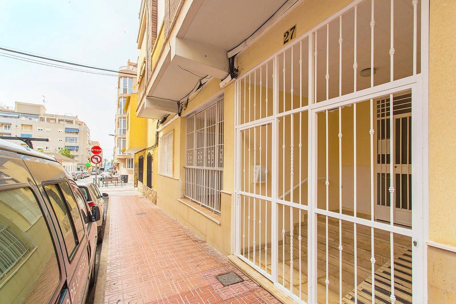 3 makuuhuone Asunto myytävänä paikassa Torrevieja - 200 000 € (Ref: 9237564)