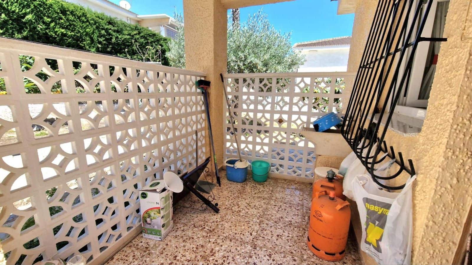 3 bedroom Villa for sale in Los Balcones with garage - € 430,000 (Ref: 9237570)