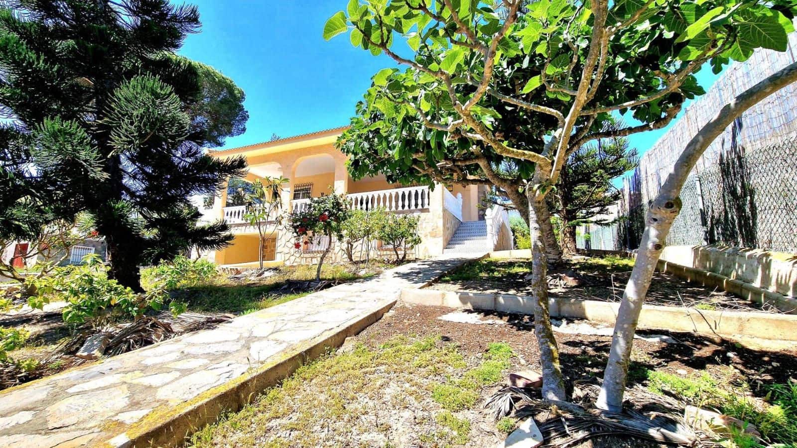 3 bedroom Villa for sale in Los Balcones with garage - € 430,000 (Ref: 9237570)