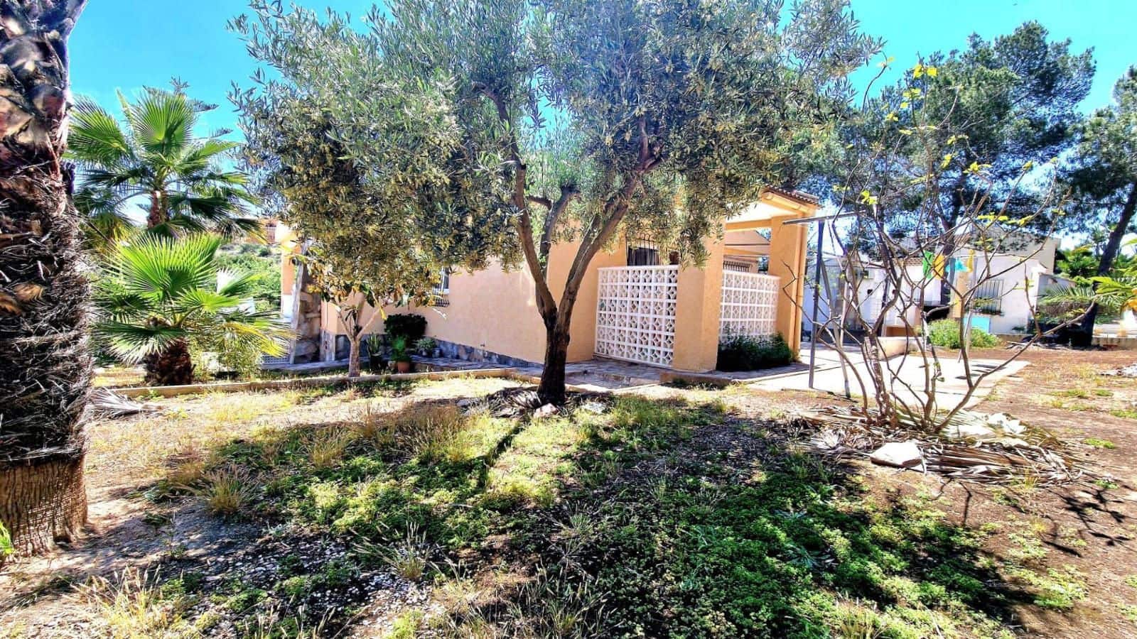 3 bedroom Villa for sale in Los Balcones with garage - € 430,000 (Ref: 9237570)