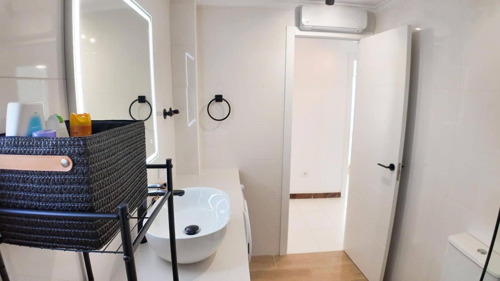 2 Zimmer Villa zu verkaufen in Torrevieja mit Pool - 175.000 € (Ref: 9237573)