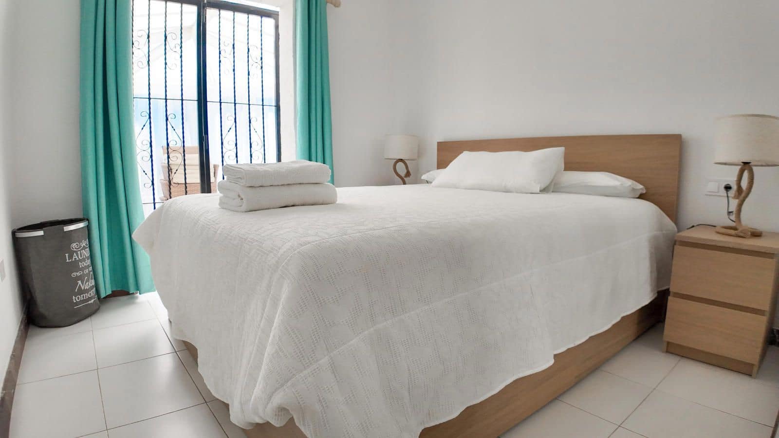 2 Zimmer Villa zu verkaufen in Torrevieja mit Pool - 175.000 € (Ref: 9237573)