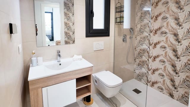 2 chambre Appartement à vendre à Playa Flamenca, Orihuela avec piscine garage - 349 999 € (Ref: 9237574)