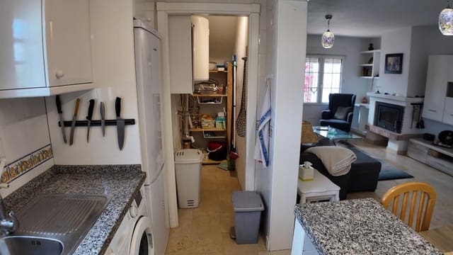 2 Zimmer Wohnung zu verkaufen in Playa Flamenca, Orihuela mit Pool - 159.000 € (Ref: 9237575)