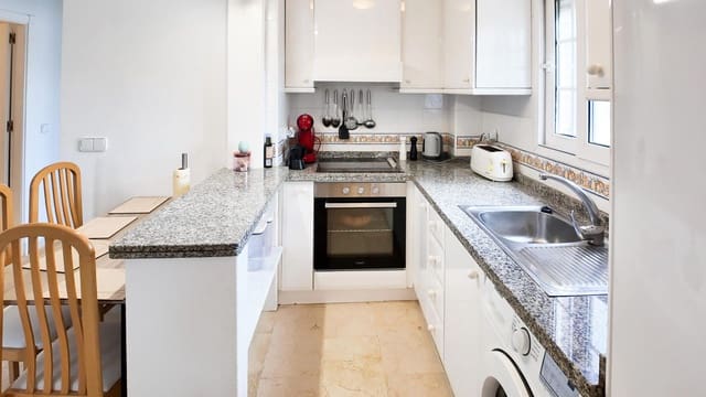 2 Zimmer Wohnung zu verkaufen in Playa Flamenca, Orihuela mit Pool - 159.000 € (Ref: 9237575)