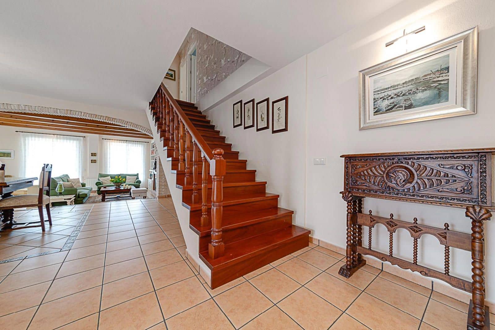 5 sypialnia Willa na sprzedaż w La Veleta z basenem garażem - 1 250 000 € (Ref: 9237580)