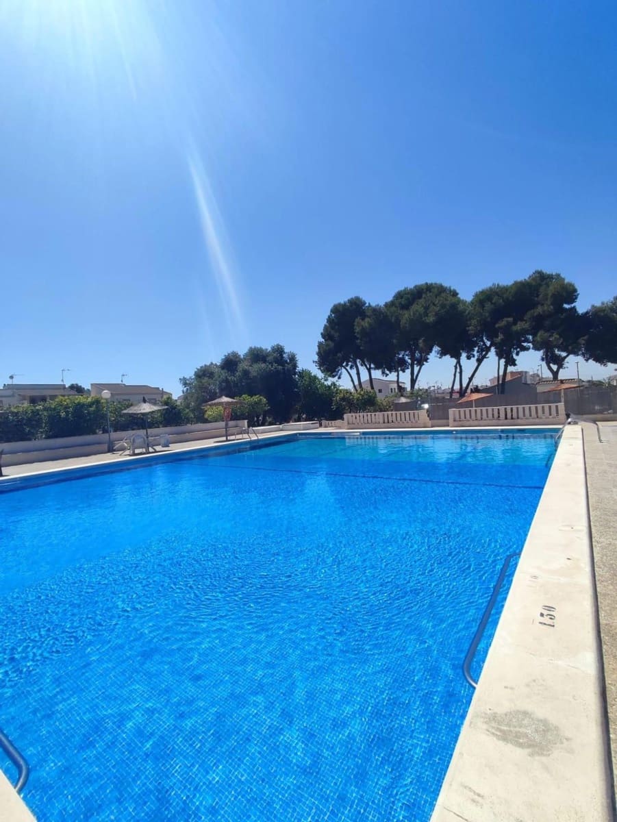 2 soveværelse Lejlighed til salg i El Limonar med swimmingpool - € 129.000 (Ref: 9237584)