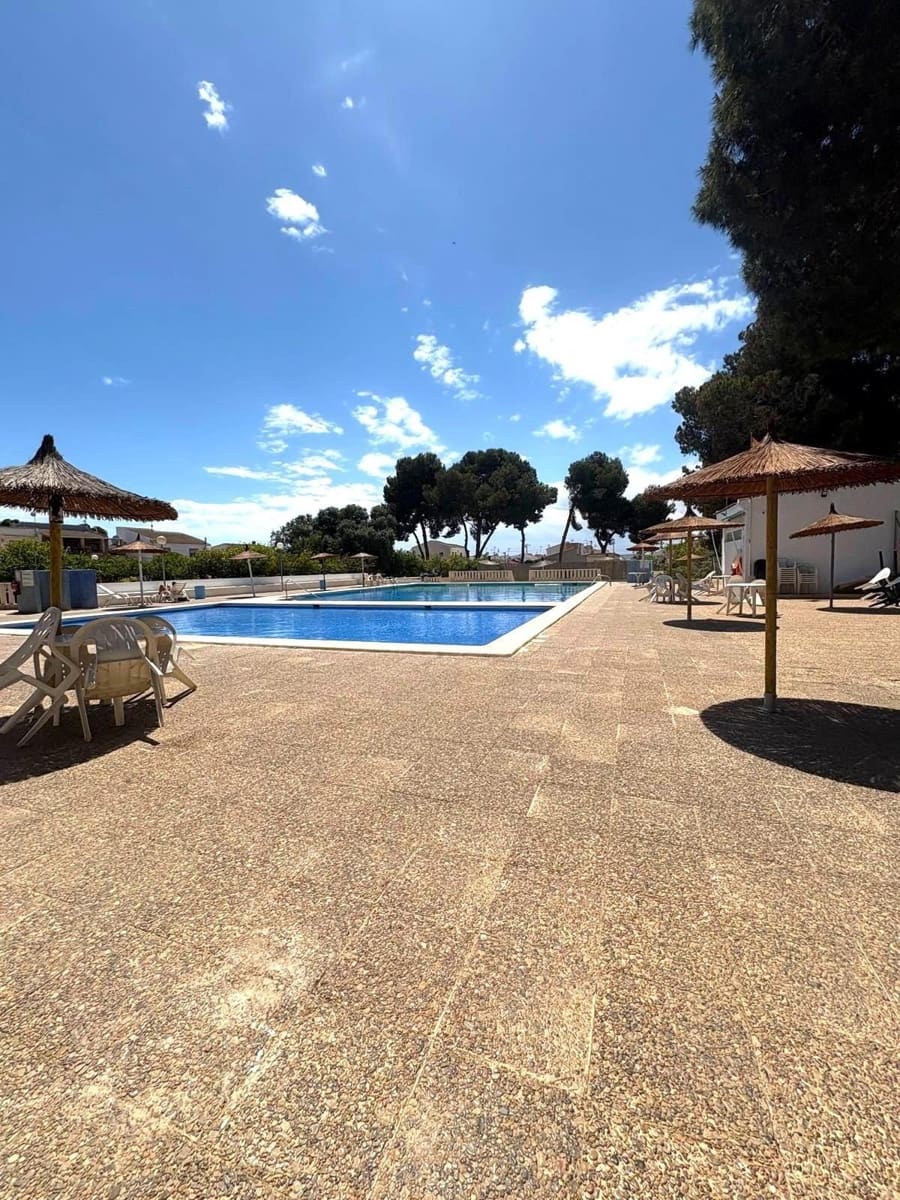 2 soveværelse Lejlighed til salg i El Limonar med swimmingpool - € 129.000 (Ref: 9237584)