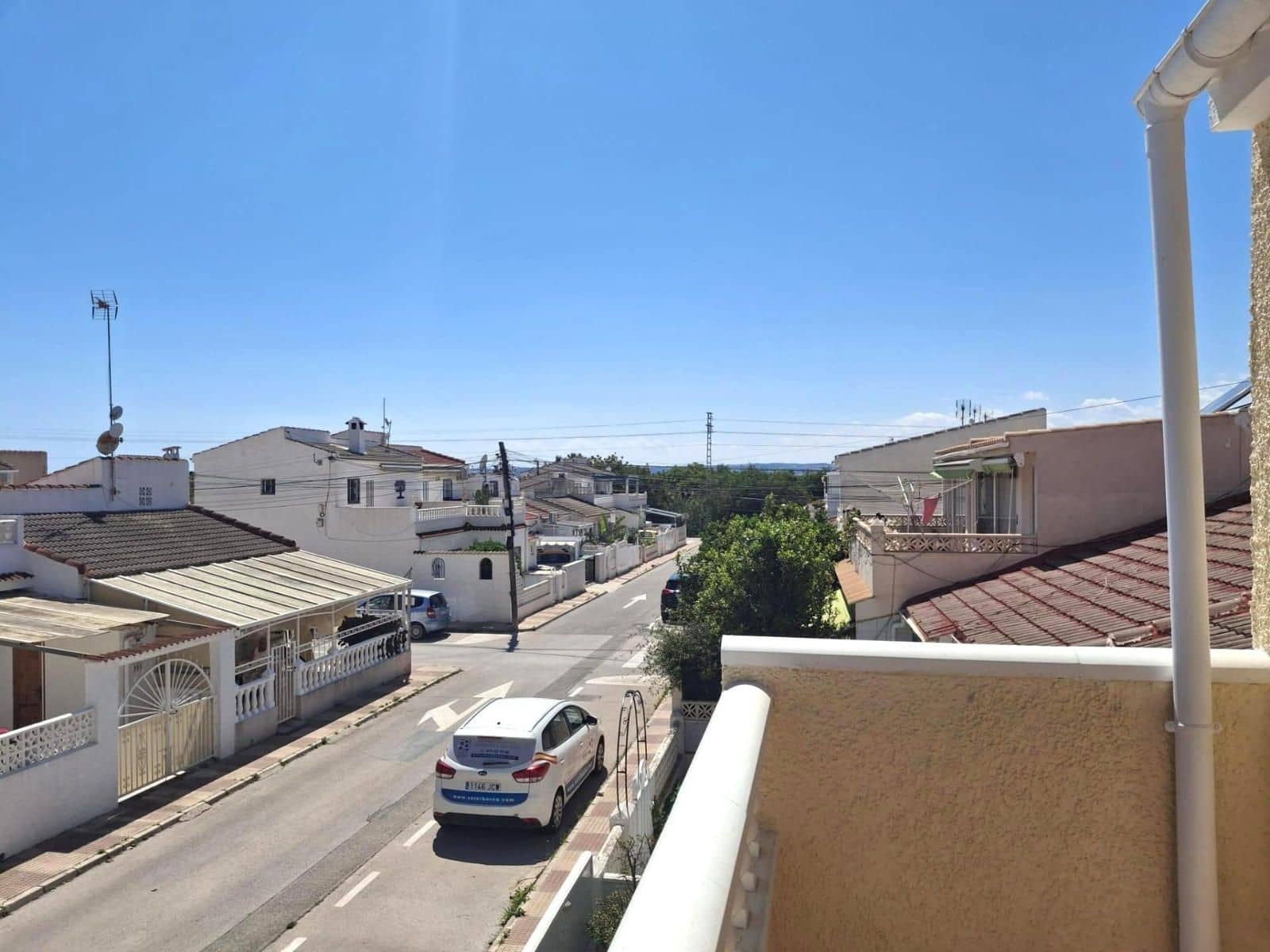 2 soveværelse Lejlighed til salg i El Limonar med swimmingpool - € 129.000 (Ref: 9237584)