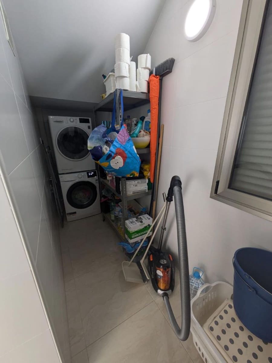 3 slaapkamer Villa te koop in Orihuela Costa met zwembad - € 479.000 (Ref: 9237586)