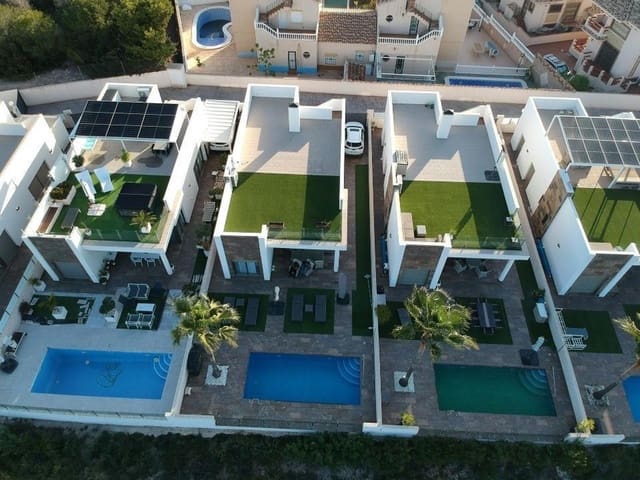 3 slaapkamer Villa te koop in Los Almendros (Orihuela Costa), Orihuela met zwembad - € 479.000 (Ref: 9237586)
