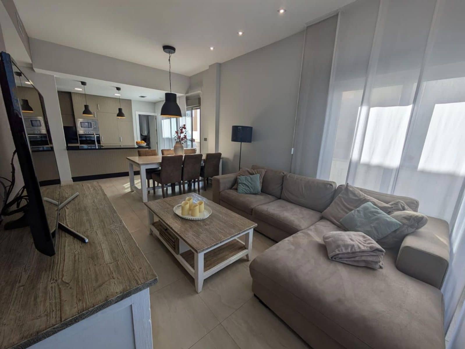 3 slaapkamer Villa te koop in Orihuela Costa met zwembad - € 479.000 (Ref: 9237586)