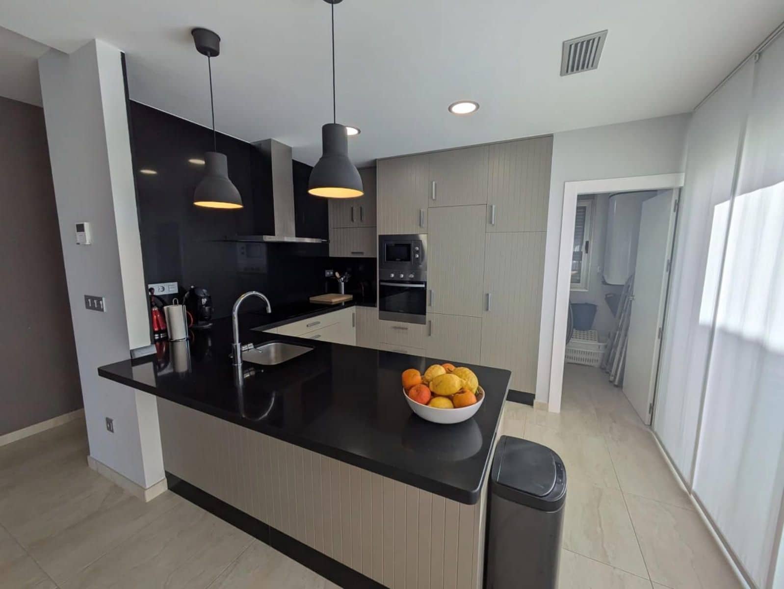 3 slaapkamer Villa te koop in Orihuela Costa met zwembad - € 479.000 (Ref: 9237586)