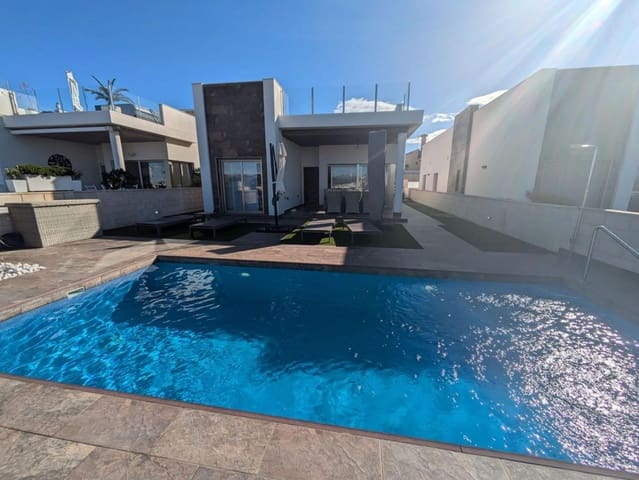 3 slaapkamer Villa te koop in Los Almendros (Orihuela Costa), Orihuela met zwembad - € 479.000 (Ref: 9237586)