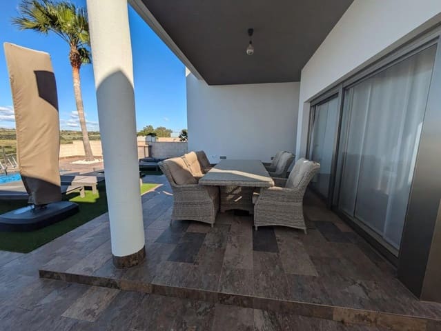 3 slaapkamer Villa te koop in Los Almendros (Orihuela Costa), Orihuela met zwembad - € 479.000 (Ref: 9237586)