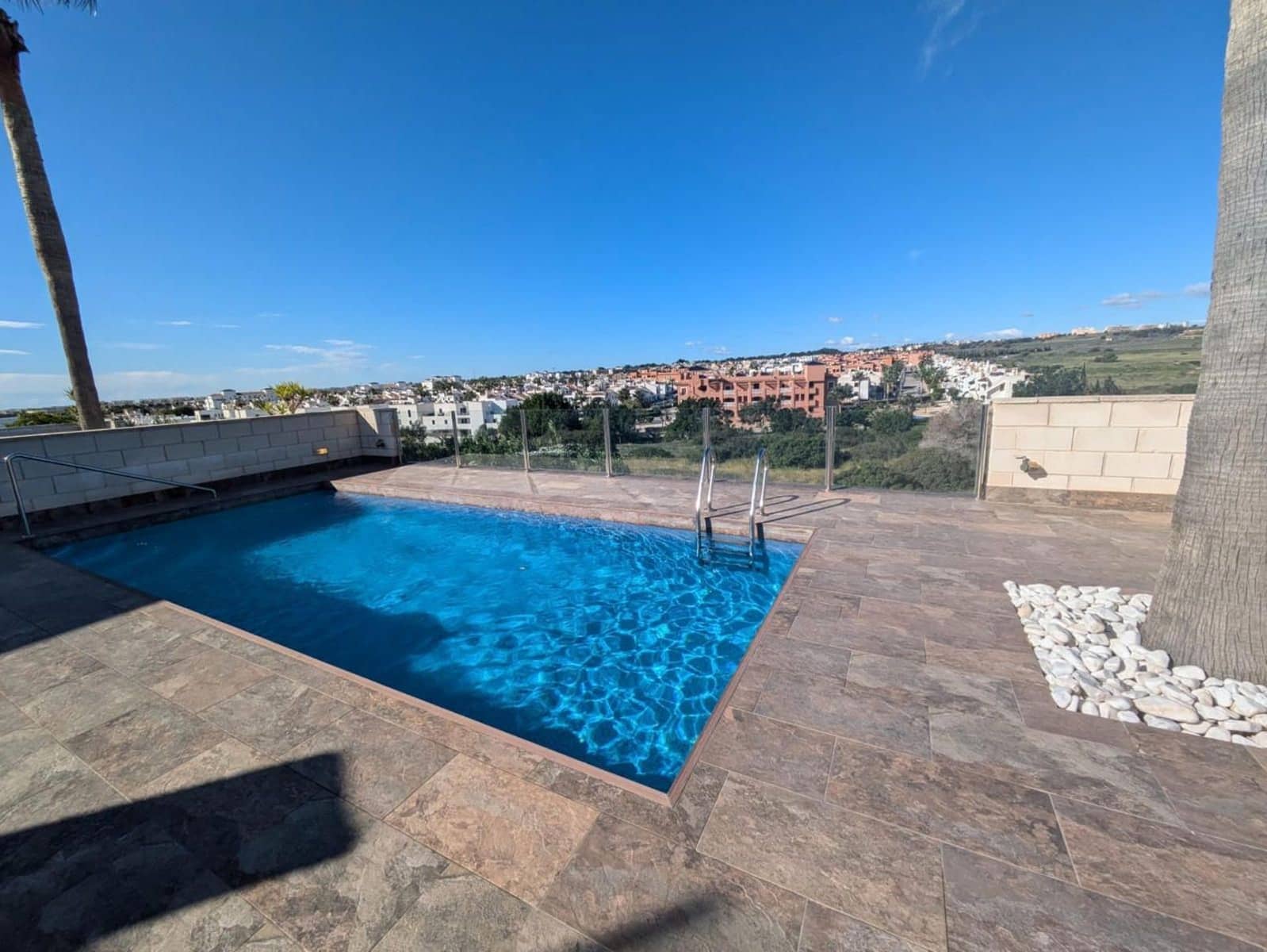 3 slaapkamer Villa te koop in Orihuela Costa met zwembad - € 479.000 (Ref: 9237586)