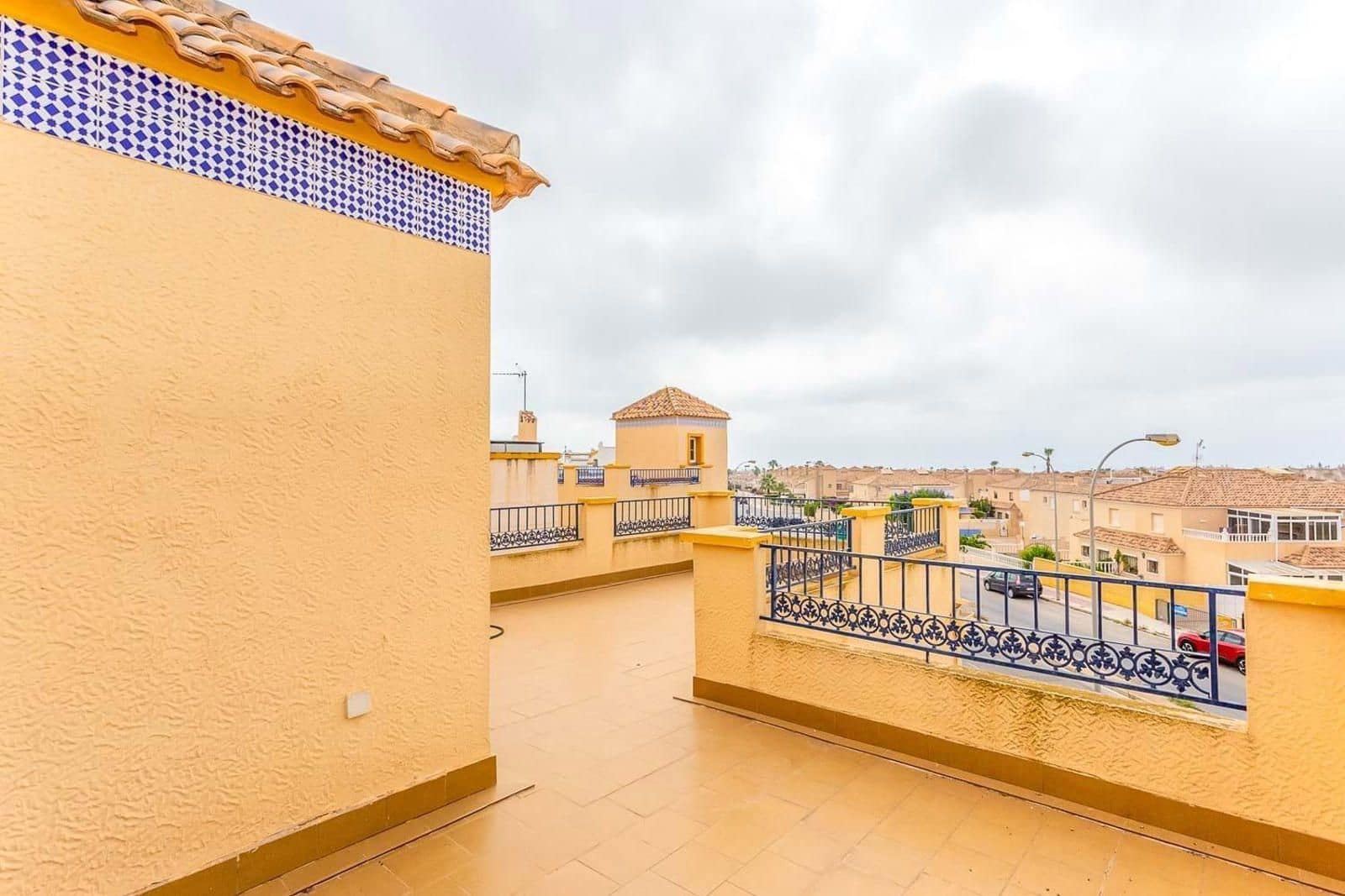 3 camera da letto Villa in vendita in La Zenia con piscina garage - 285.000 € (Rif: 9237587)