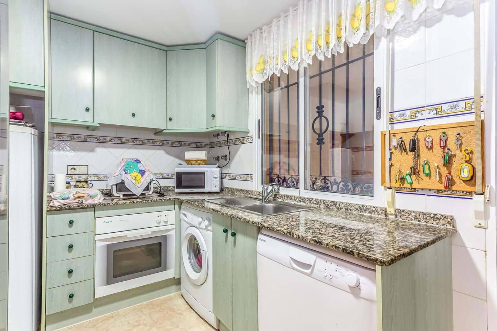 3 camera da letto Villa in vendita in La Zenia con piscina garage - 285.000 € (Rif: 9237587)