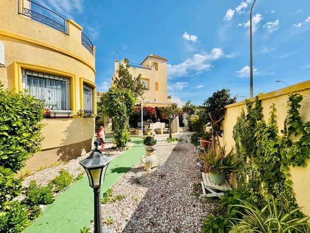 3 camera da letto Villa in vendita in La Zenia, Orihuela con piscina garage - 285.000 € (Rif: 9237587)