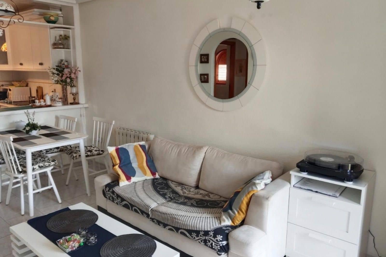 2 soverom Villa til salgs i Torrevieja med svømmebasseng - € 164 000 (Ref: 9237588)