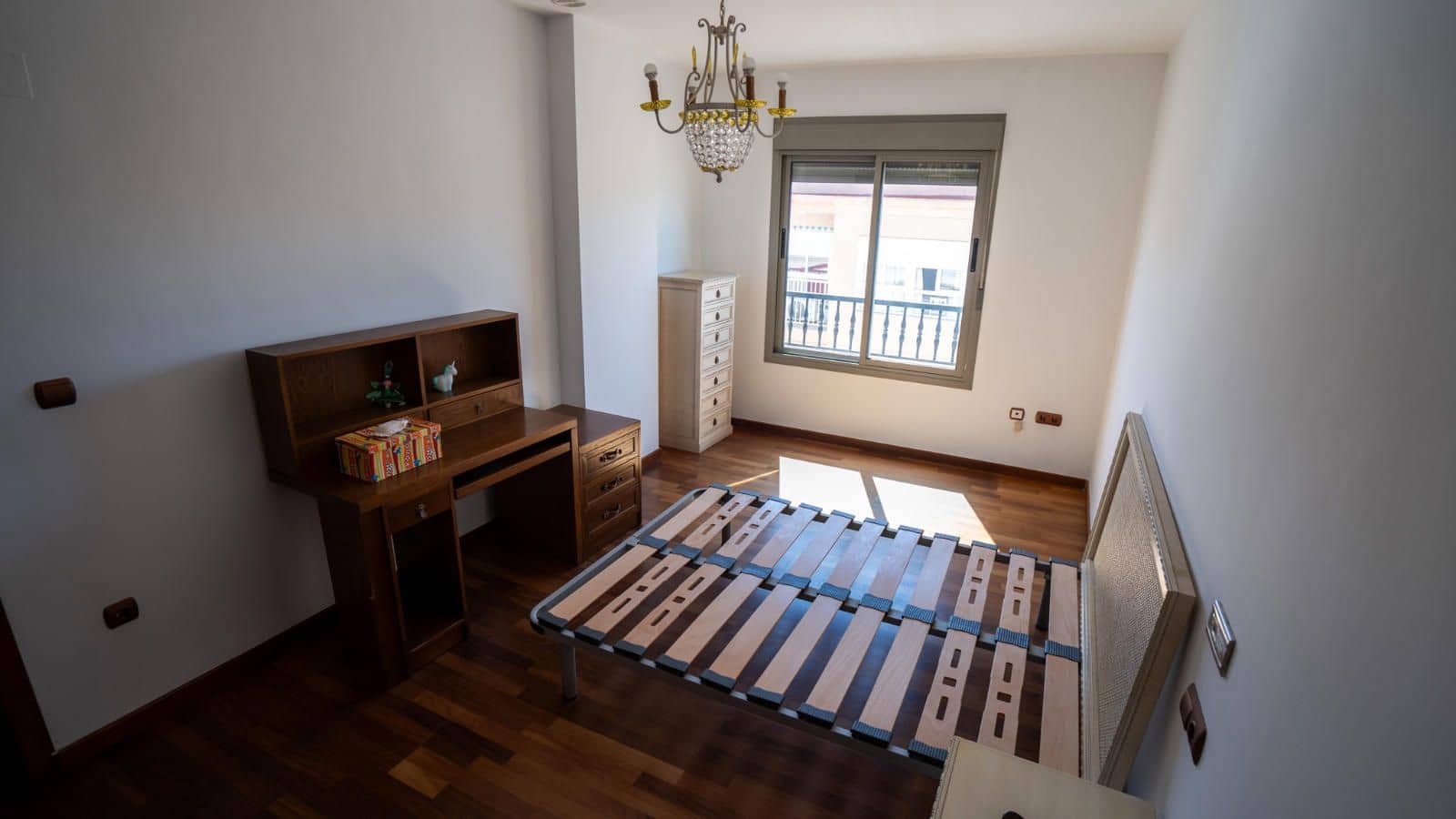 3 bedroom Penthouse for sale in Guardamar del Segura with garage - € 410,000 (Ref: 9237590)