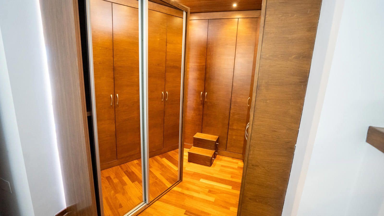 3 bedroom Penthouse for sale in Guardamar del Segura with garage - € 410,000 (Ref: 9237590)