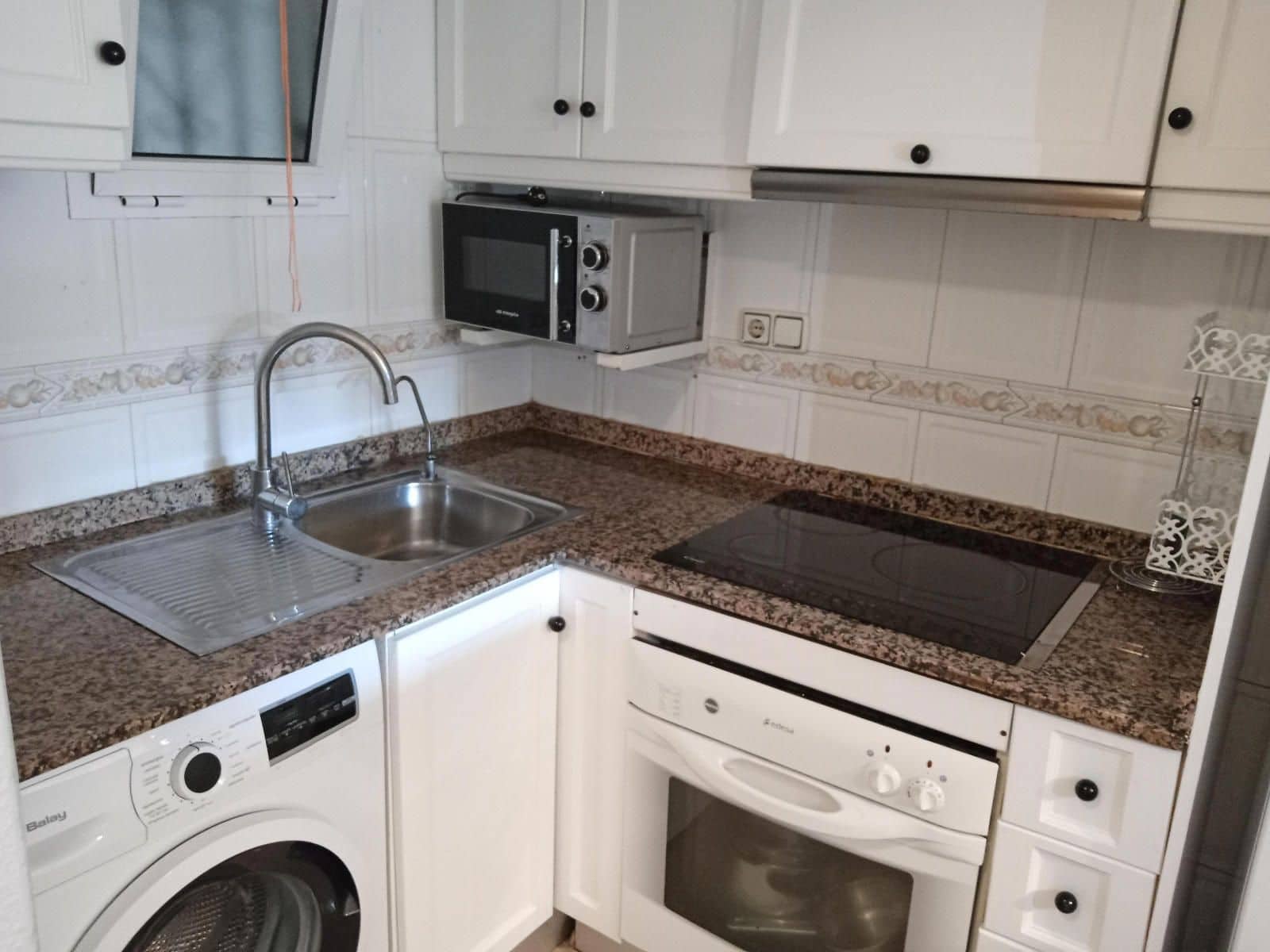 2 soveværelse Lejlighed til salg i Torrevieja med swimmingpool garage - € 129.900 (Ref: 9237597)