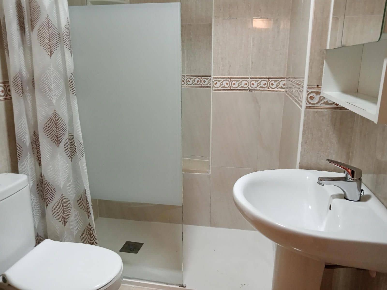 2 soveværelse Lejlighed til salg i Torrevieja med swimmingpool garage - € 129.900 (Ref: 9237597)