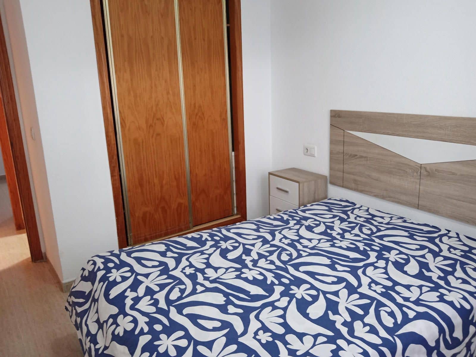 2 soveværelse Lejlighed til salg i Torrevieja med swimmingpool garage - € 129.900 (Ref: 9237597)