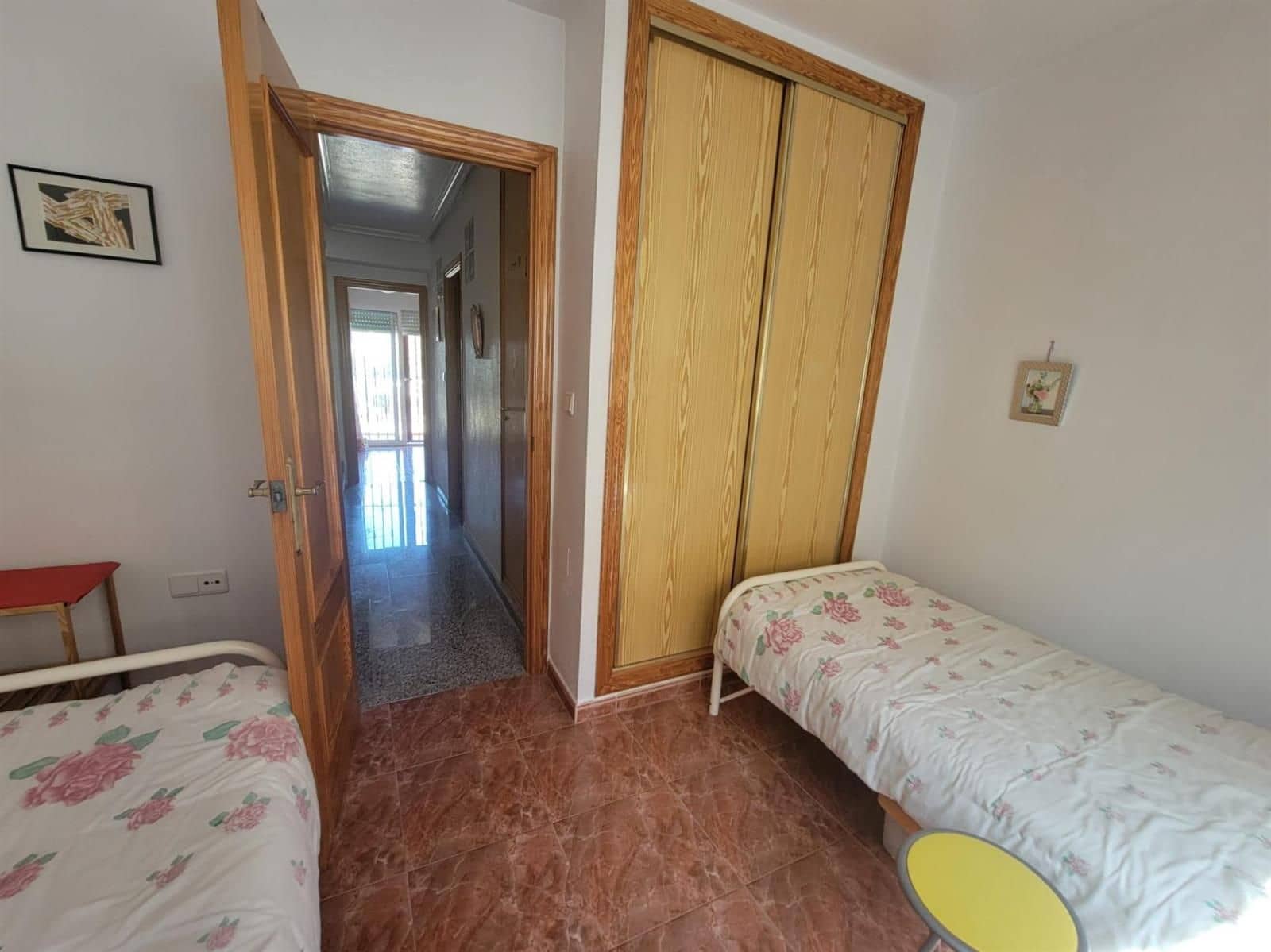 3 makuuhuone Omakotitalo myytävänä paikassa Playa Flamenca mukana uima-altaan 
autotalli - 189 260 € (Ref: 9237601)