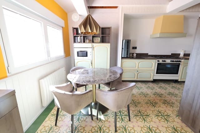 4 makuuhuone Huvila myytävänä paikassa Villamartin, Orihuela mukana uima-altaan 
autotalli - 699 000 € (Ref: 9237604)