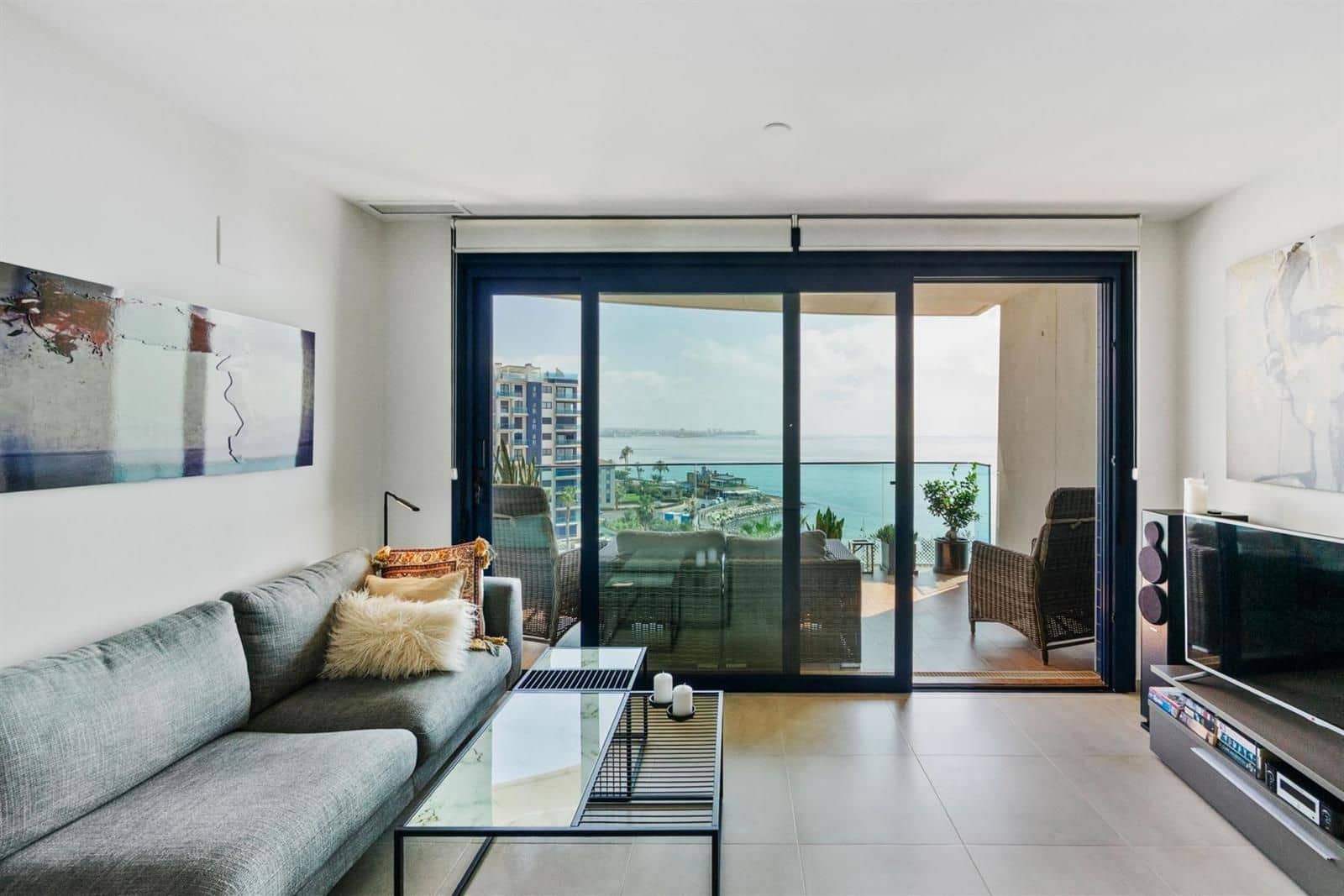 3 bedroom Flat for sale in Punta Prima with pool garage - € 590,000 (Ref: 9237608)