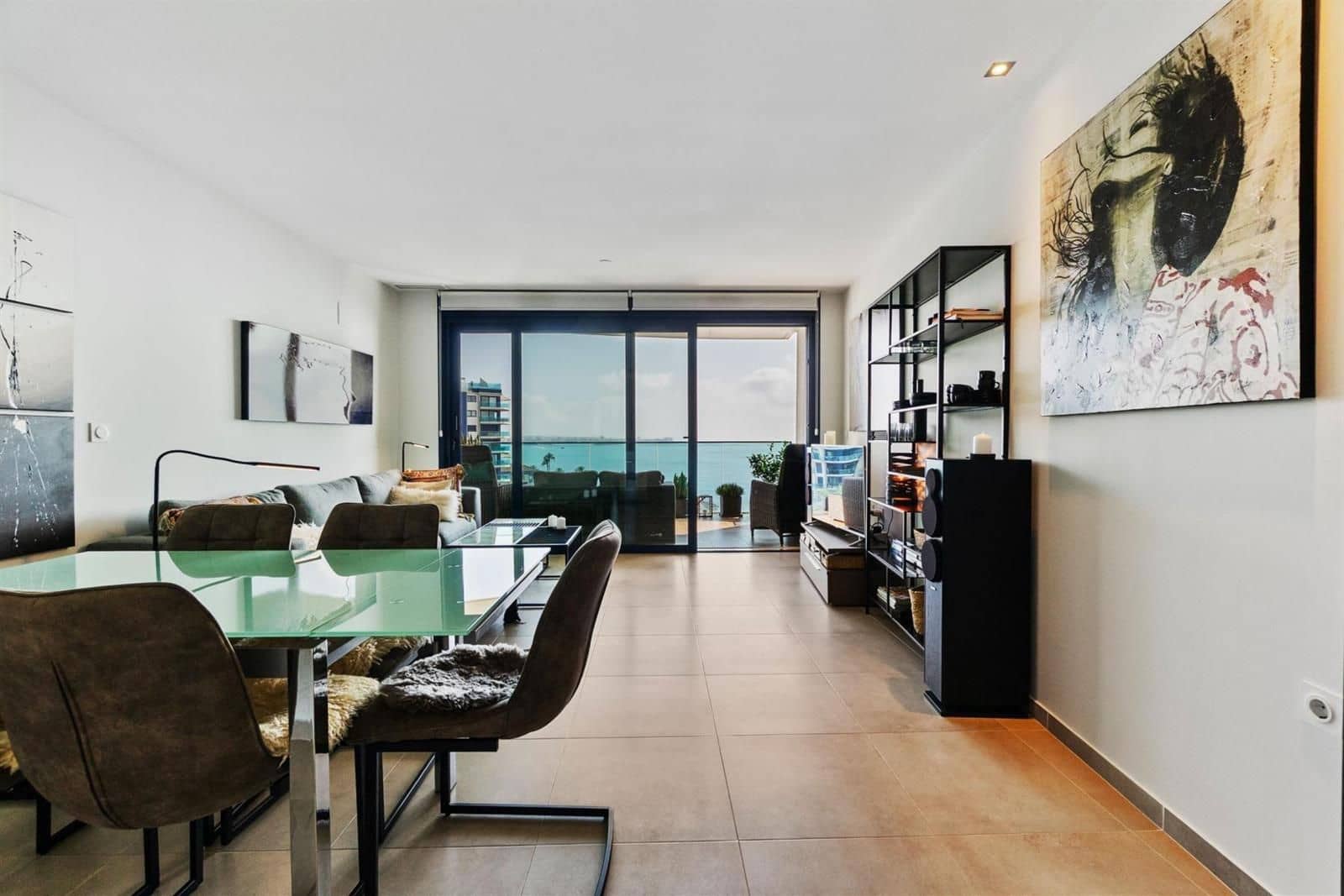 3 bedroom Flat for sale in Punta Prima with pool garage - € 590,000 (Ref: 9237608)