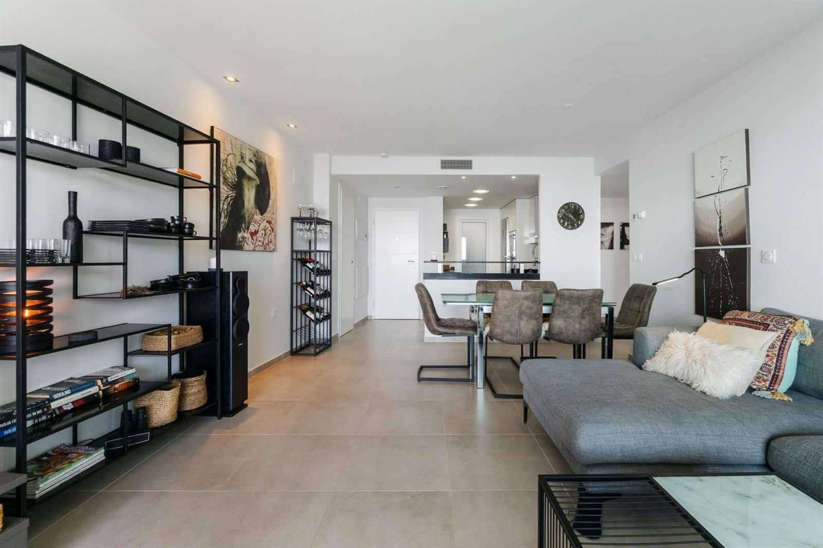 3 bedroom Flat for sale in Punta Prima with pool garage - € 590,000 (Ref: 9237608)