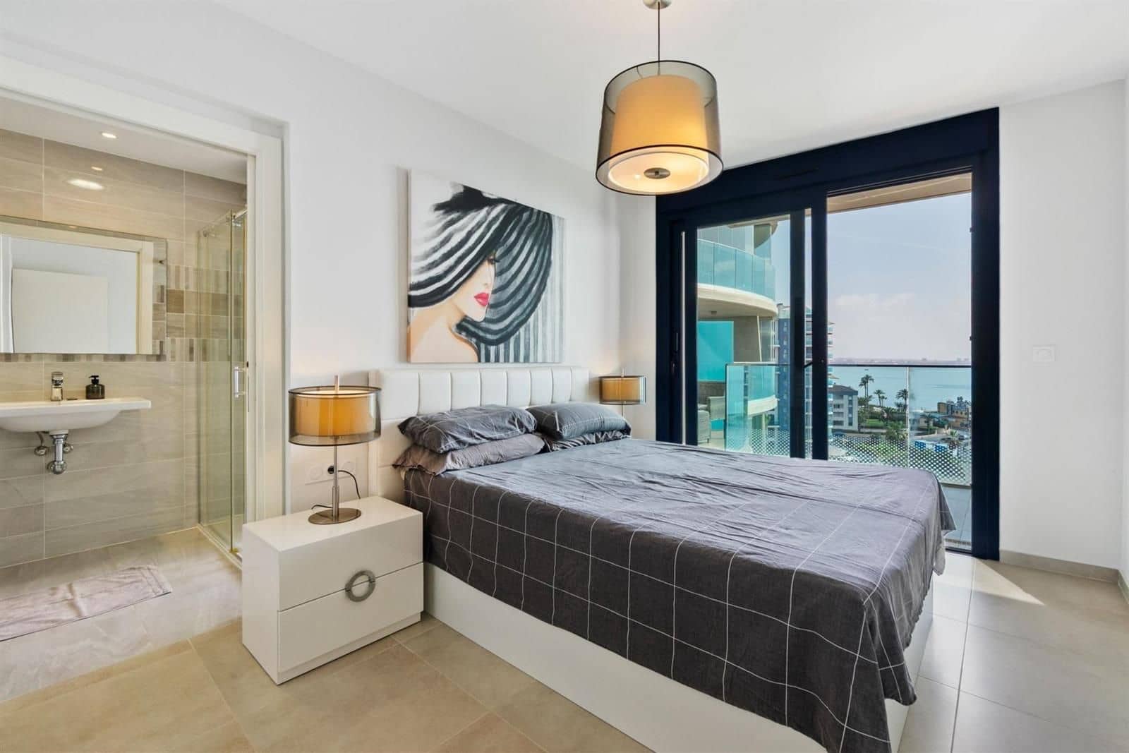 3 bedroom Flat for sale in Punta Prima with pool garage - € 590,000 (Ref: 9237608)