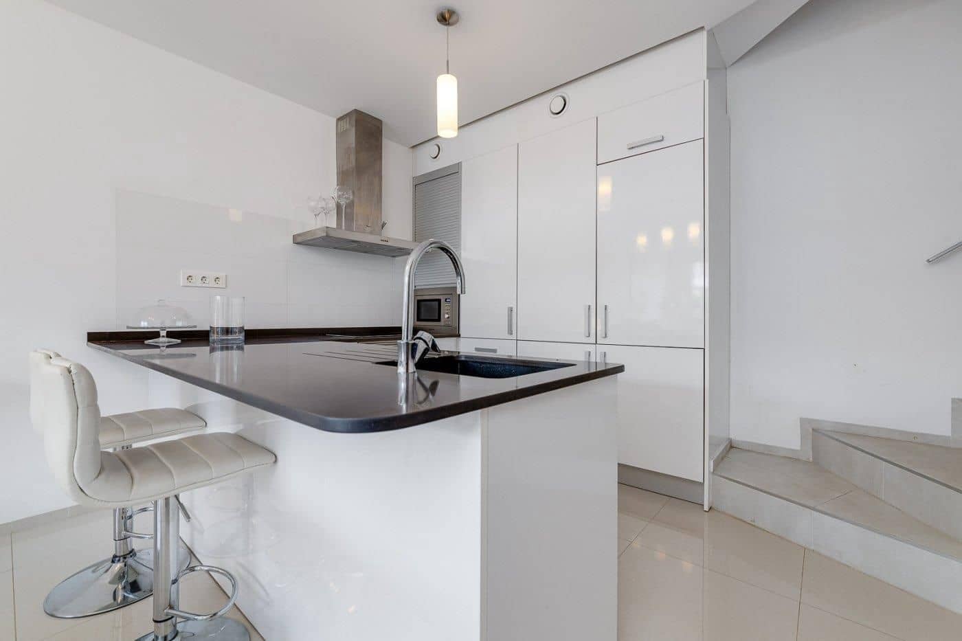 3 soveværelse Byhus til salg i Torrevieja med swimmingpool garage - € 340.000 (Ref: 9237613)