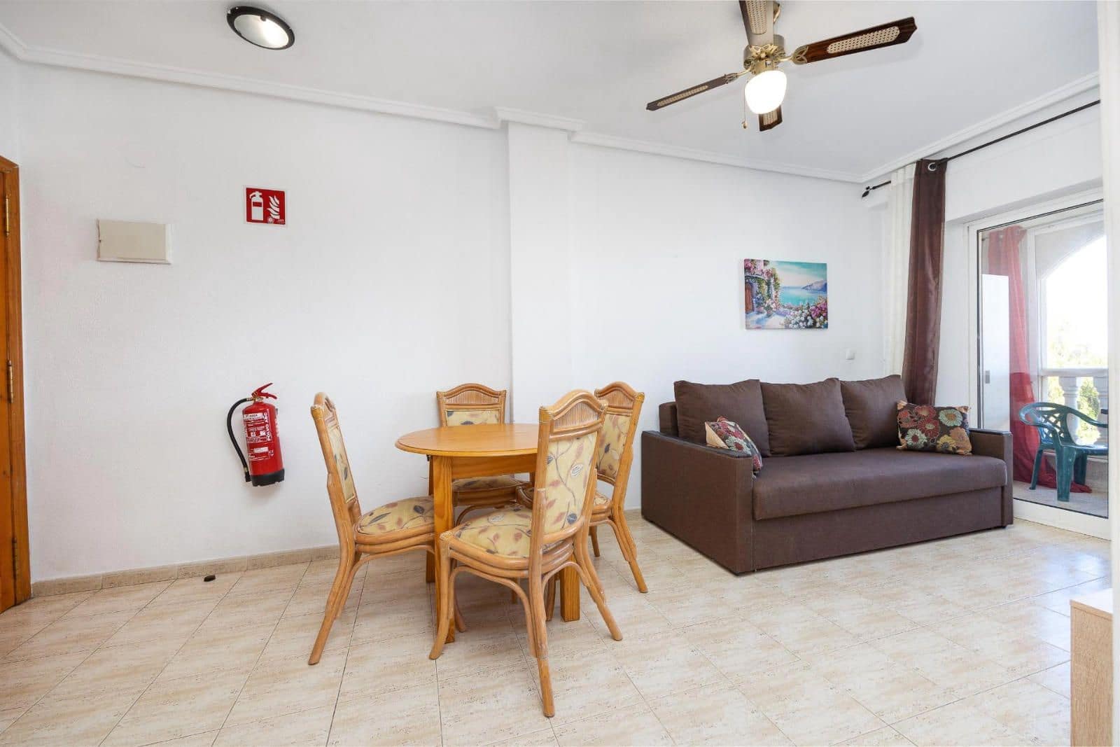 2 Zimmer Wohnung zu verkaufen in Torrevieja mit Pool Garage - 145.000 € (Ref: 9237617)