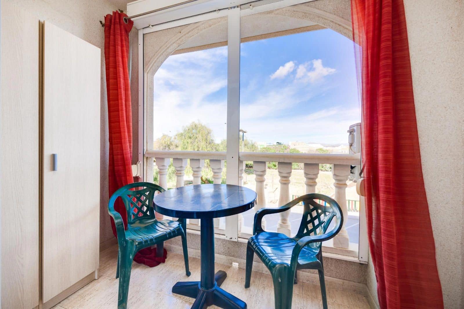 2 Zimmer Wohnung zu verkaufen in Torrevieja mit Pool Garage - 145.000 € (Ref: 9237617)