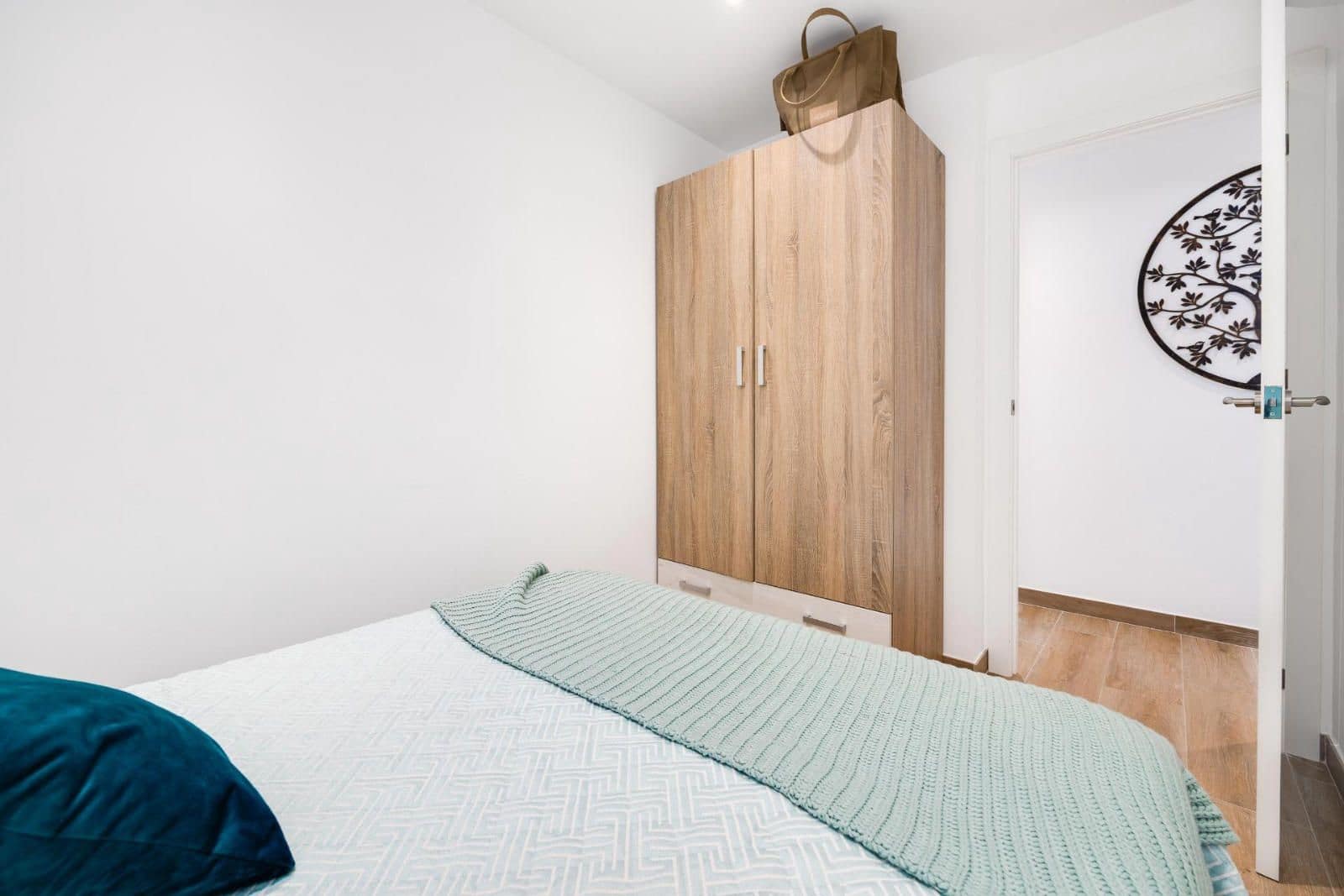 Piso de 3 habitaciones en Torrevieja en venta con piscina - 295.000 € (Ref: 9237619)