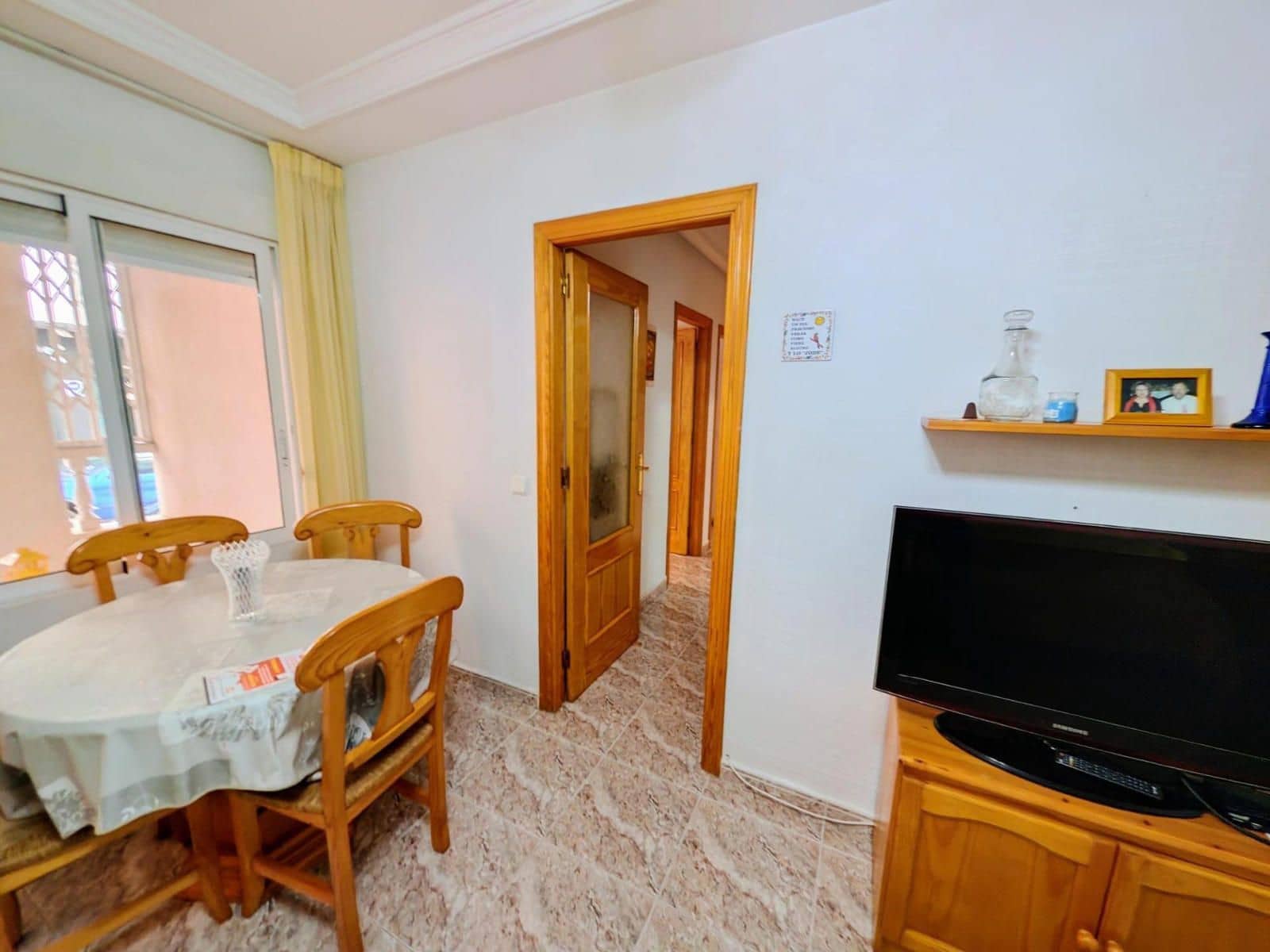 3 makuuhuone Asunto myytävänä paikassa Torrevieja - 143 000 € (Ref: 9237621)